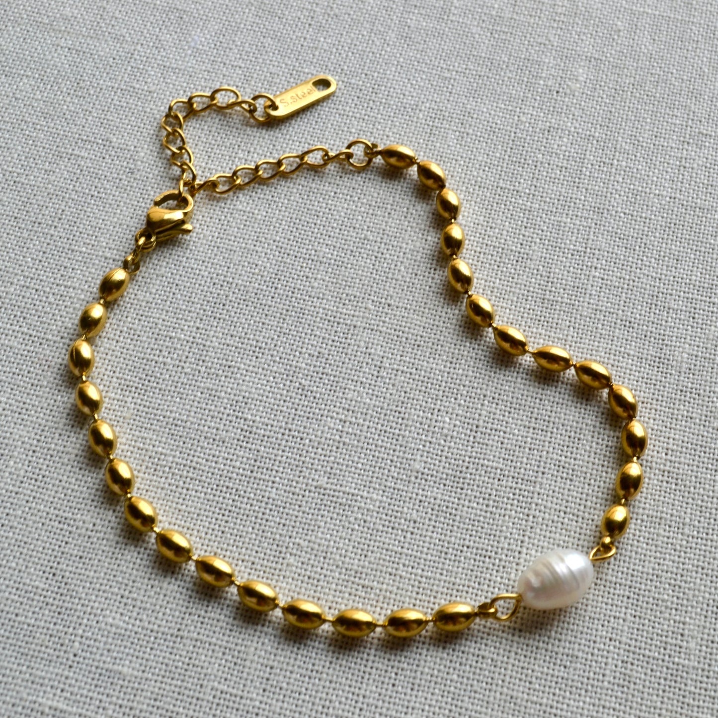 Cou Pearl Bracelet