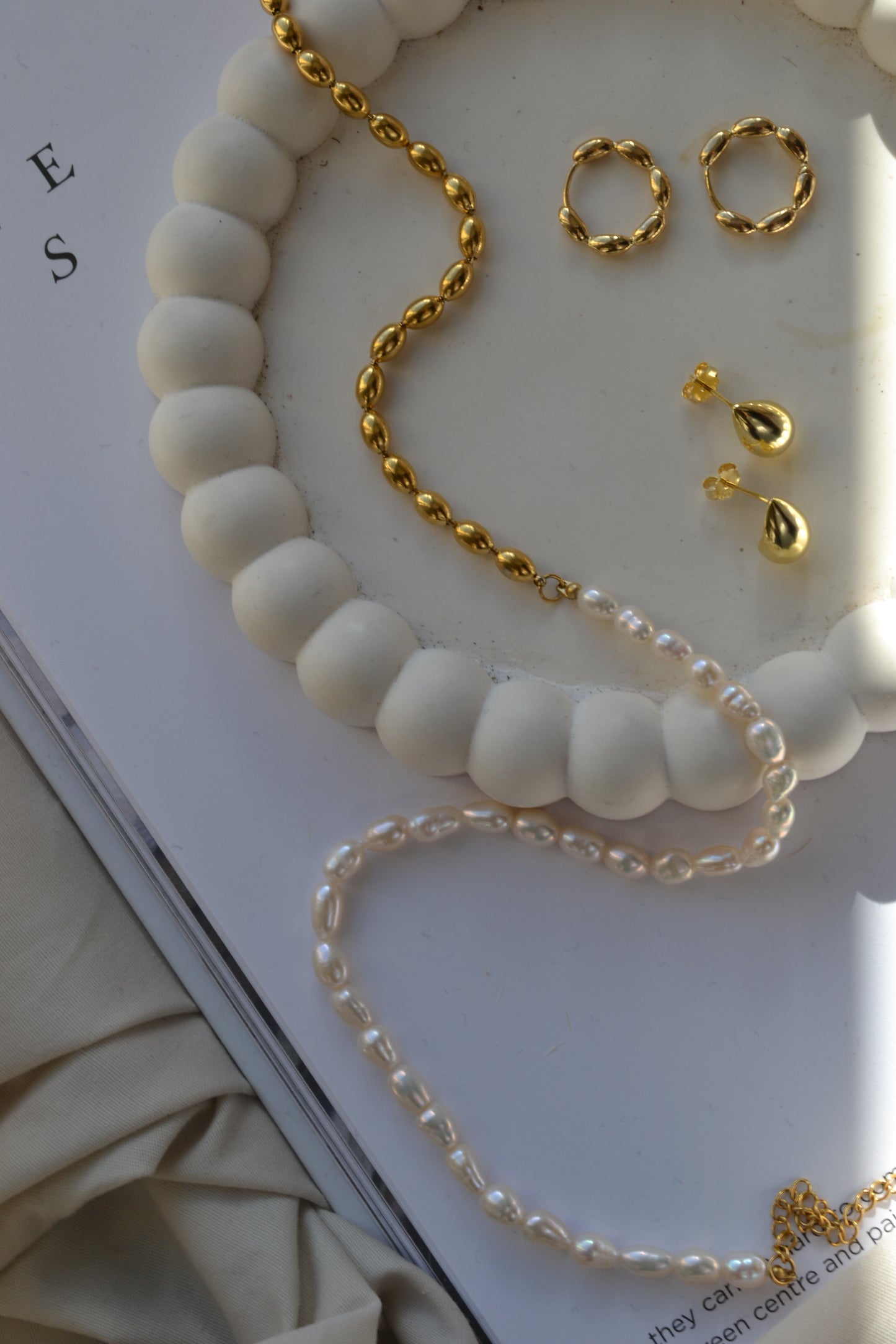 Cou Pearl Necklace